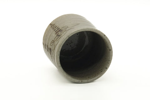 Japanese Teacup - Grey Grapevine Yunomi - 185ml