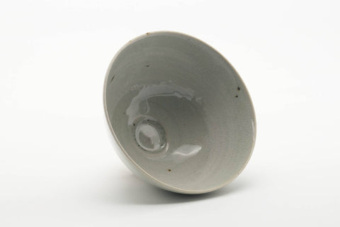 Tezumi — Japanese Matcha Bowl - Grey Glazed Long Grass Decorated Chawan - 330ml — three-quarter view