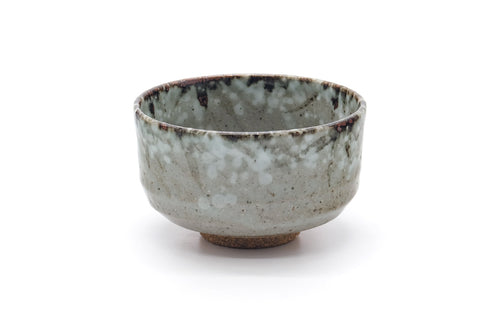 Japanese Matcha Bowl - 竹に雪 Abstract Grey White Speckled Chawan - 450ml