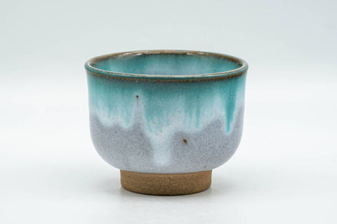 Tezumi — Japanese Teacup - Turquoise Drip-Glazed Agano-yaki Yunomi - 100ml — front view