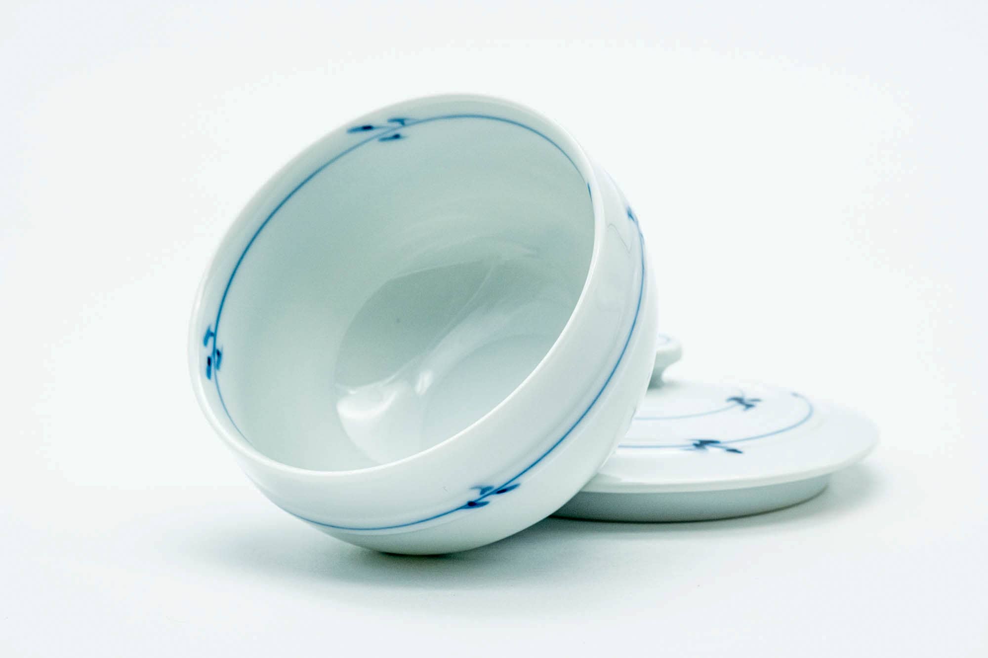 Japanese Teacup - Blue Striped Arita-yaki Lidded Yunomi - 130ml