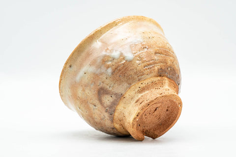 Japanese Teacup - Beige Milky Textured Hagi-yaki Yunomi - 100ml - angled view showing the foot