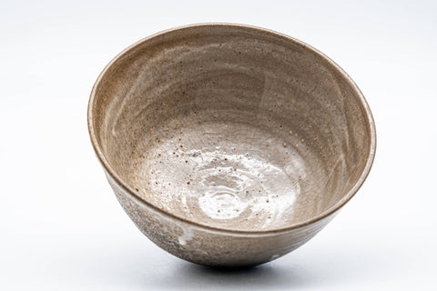 Tezumi — Japanese Matcha Bowl - Brown Matte-Glazed Hantsutsu-gata Chawan - 400ml — three-quarter view