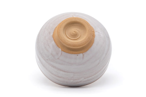 Tezumi — Japanese Teacup - Large Akahada-yaki Yunomi - 250ml — top-down view of the interior