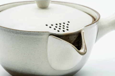 Japanese Kyusu - White Glazed Ceramic Filter Teapot - 340ml