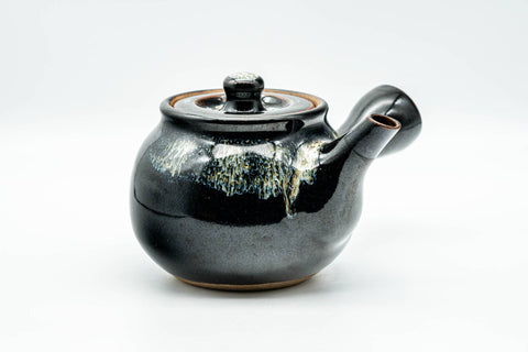 Tezumi — Japanese Kyusu - Jet Black Hare's Fur Drip-Glazed Do-ake Ceramic Filter Teapot - 340ml — side view with the lid and side handle