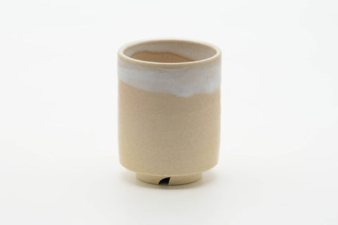 Tezumi — Japanese Teacup - Beige White Drip-Glazed Hagi-yaki Yunomi - 160ml — front view from another angle