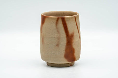 Tezumi — Japanese Teacup - Beige Hidasuki Bizen-yaki Yunomi - 180ml — front view