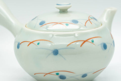 Tezumi — Japanese Kyusu - Geometric Polka-Dotted Arita-yaki Debeso Teapot - 130ml — closeup of the base