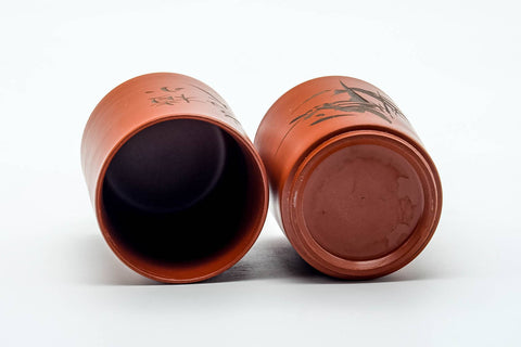 Japanese Teacups - Pair of Bamboo Calligraphy Engraved Red Shudei Tokoname-yaki Meoto Yunomi