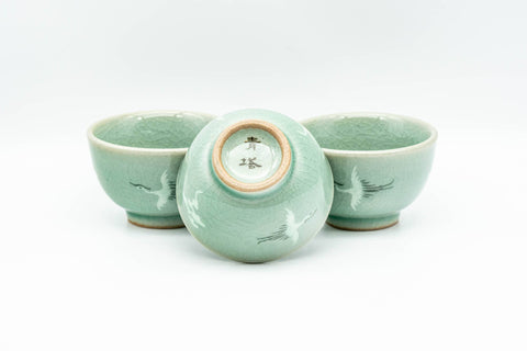 Korean Tea Set - Egret Green Celadon Katakuchi Water Cooler and 3 Guinomi Teacups