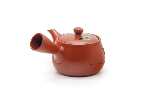 Tezumi — Japanese Kyusu - Long Grass Engraved Tokoname Mesh Teapot - 340ml — top-down view of the lid