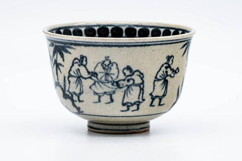 Tezumi — Japanese Matcha Bowl - 岩崎新定 Shinsada Iwasaki - Annan Zeze-yaki Chawan - 250ml — three-quarter view