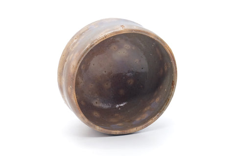 Tezumi — Japanese Matcha Bowl - 松月窯 Shōgetsu Kiln - Gohonte Hagi Chawan - 400ml — three-quarter view