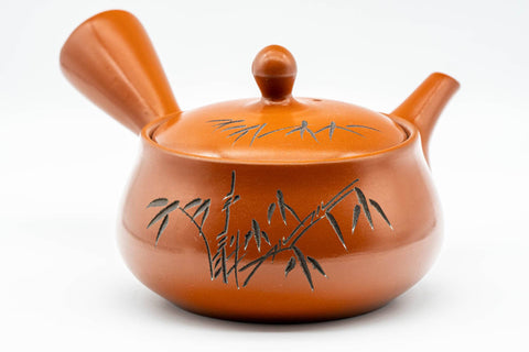 Tezumi — Japanese Kyusu - Bamboo Engraved Tokoname-yaki Mesh Teapot - 350ml — closeup of the base