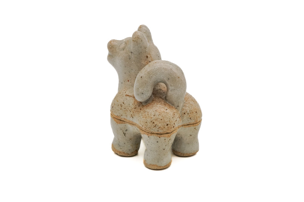 Japanese Kogo - 仙 Dog-shaped Incense Container