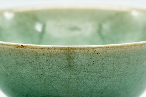 Japanese Matcha Bowl - Korean-Style Green Celadon Crackle Glazed Chawan - 150ml
