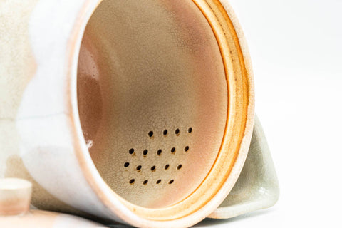 Japanese Kyusu - Beige White Hagi-yaki Do-ake Teapot - 330ml - lid removed showing the interior ceramic strainer