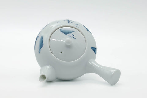 Japanese Kyusu - Blue Mountainous White Porcelain Arita-yaki Teapot - 265ml