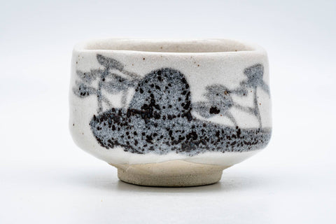 Japanese Matcha Bowl - 祥山 Shōzan - Snowy Speckled Shino Glazed Mino-yaki Chawan - 300ml