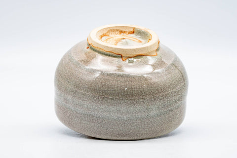 Yamato Shōroku 大和松緑 - Vintage Grey Hagi-Yaki Chawan