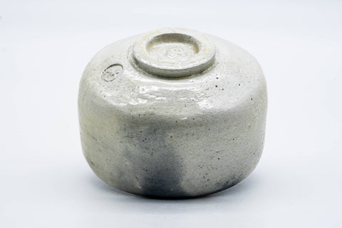 Japanese Matcha Bowl - 手 Crazed White Glazed Raku-yaki Chawan - 300ml