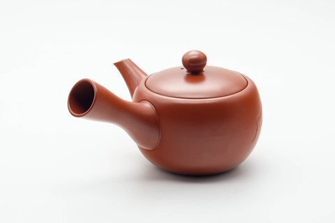 Tezumi — Japanese Tea Set - Kanji Engraved Tokoname-yaki Kyusu Teapot with 5 Yunomi Teacups — the cups grouped together
