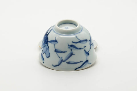 Tezumi — Japanese Teacup - Blue Bird Floral Arita-yaki Lidded Yunomi - 150ml — top-down view of the interior