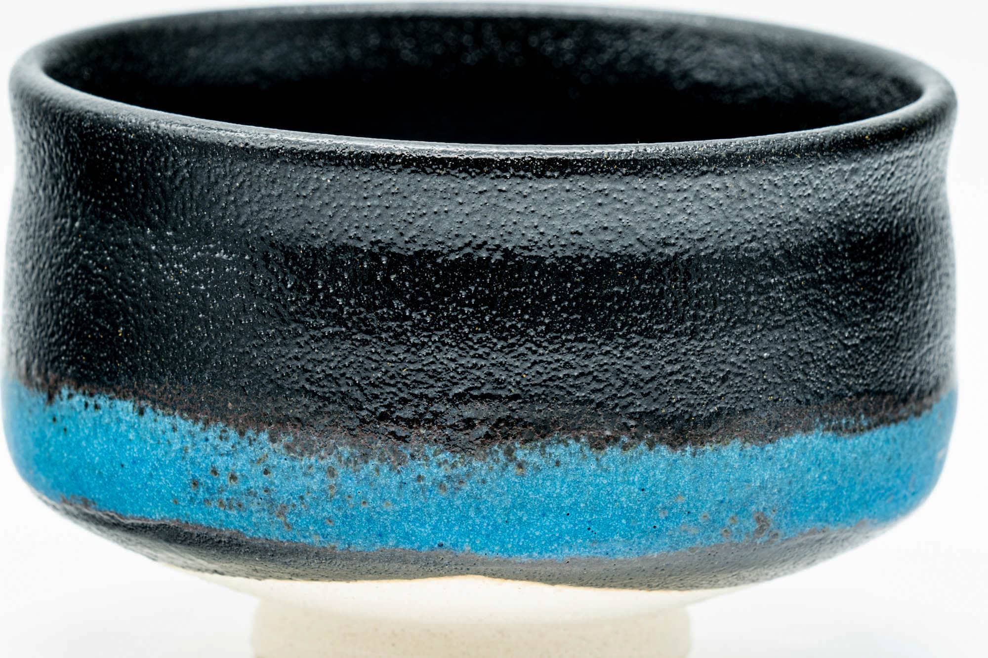 Japanese Matcha Bowl - 杉浦芳樹 Sugiura Yoshiki - 兎月窯 Utsuki Kiln - Umi Cerulean Blue Glazed Seto-yaki Chawan - 250ml