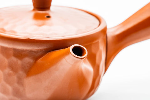 Japanese Kyusu - Scaled Tokoname-yaki Mesh Teapot - 240ml - closeup of the scaled clay texture where the handle joins the body