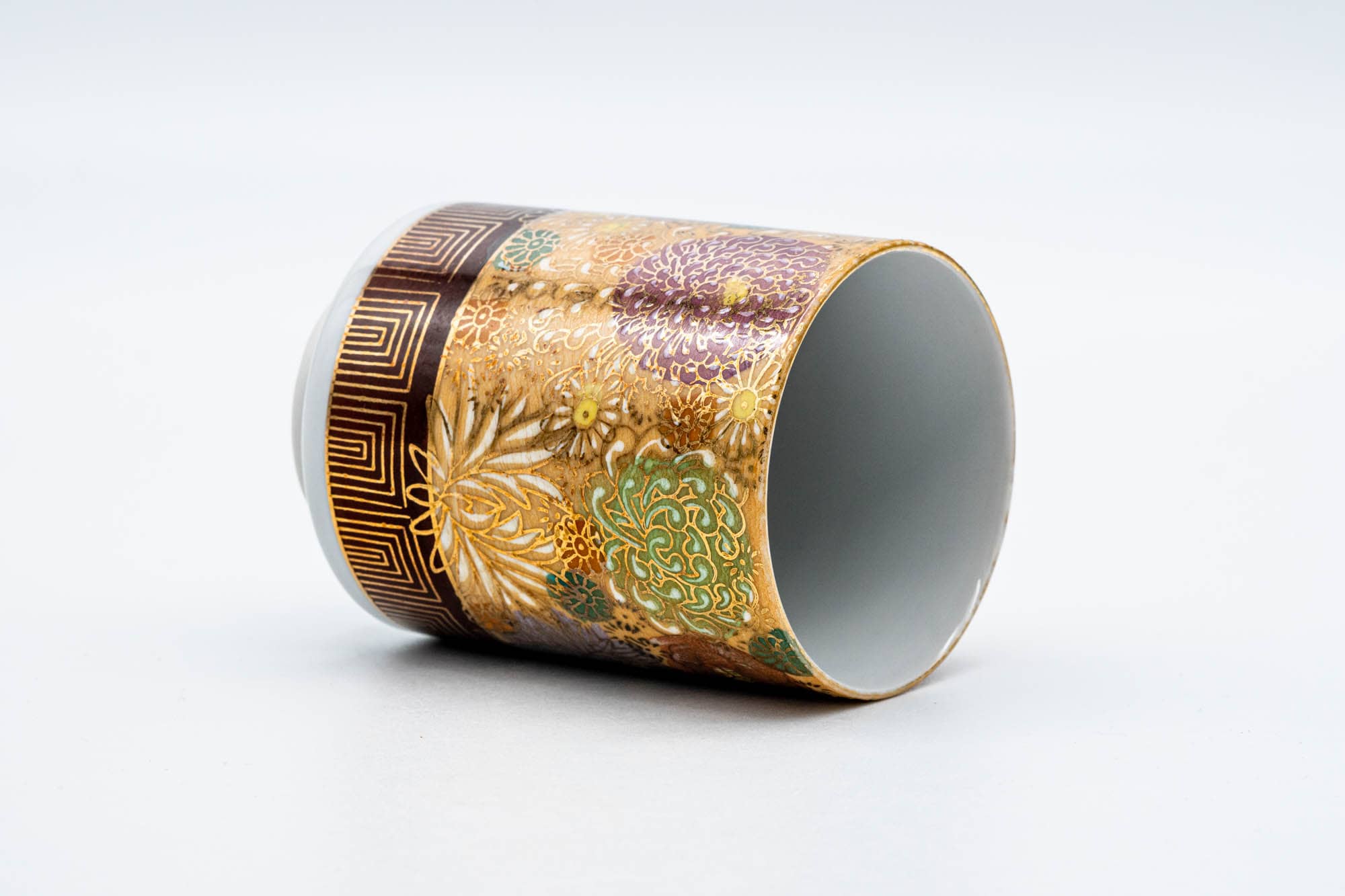 Japanese Teacup - Gold Floral Kutani-yaki Porcelain Yunomi - 180ml