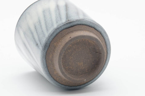 Tezumi — Japanese Teacup - Spiraling White Grey Glazed Yunomi - 130ml — closeup of the glaze