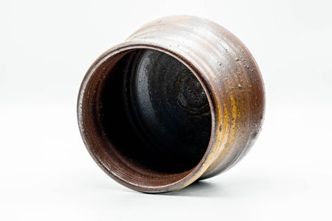 Overhead angled view into the kensui showing the glazed interior