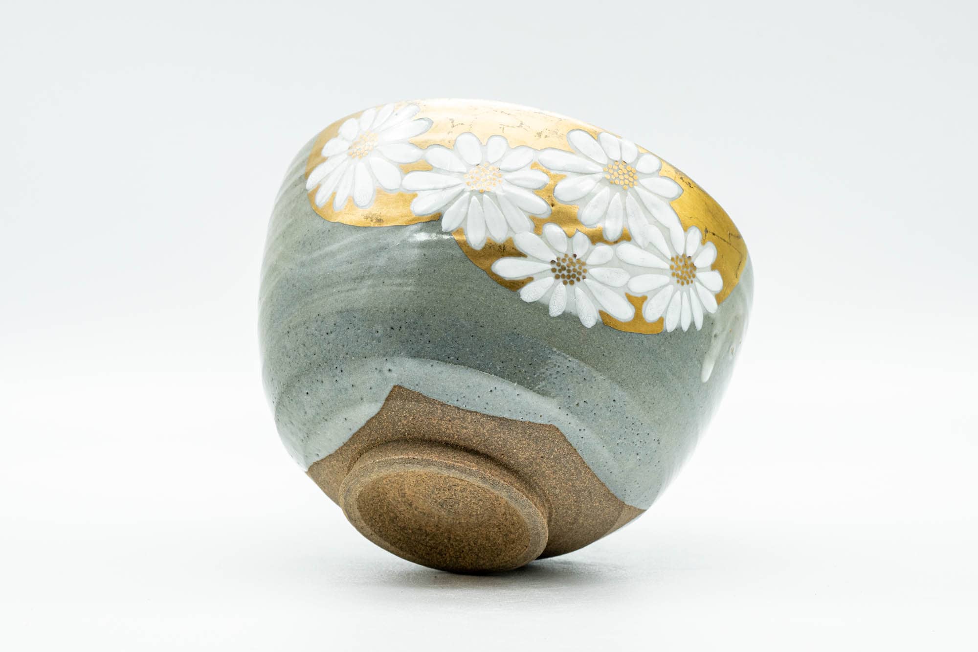 Japanese Matcha Bowl - White Floral Gold Green Glazed Wan-nari Chawan - 350ml