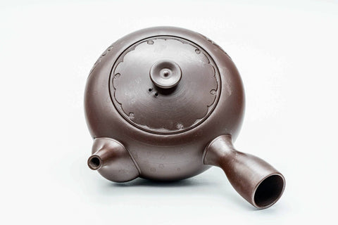 Overhead view of the Banko-yaki kyusu showing the lid knob and engraved motif on the shoulder