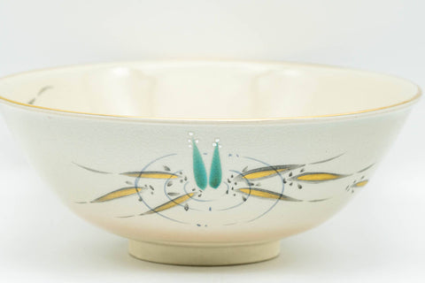 Japanese Matcha Bowl - Beige Gold Pond Leaves Kyo-yaki Summer Chawan - Juraku - 200ml - top-down view of the full interior decoration