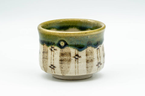 Japanese Teacup - Floral Green Drip-Glazed Oribe-yaki Guinomi - 50ml - side view of the teacup