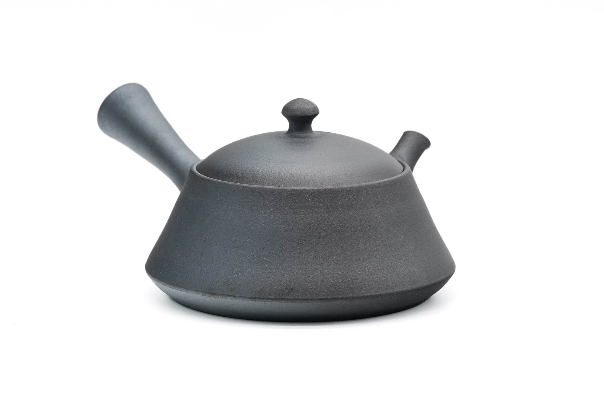 Japanese Kyusu - 藤田徳太 Fujita Tokuta - Trapezoidal Black Tokoname-yaki Teapot - 200ml