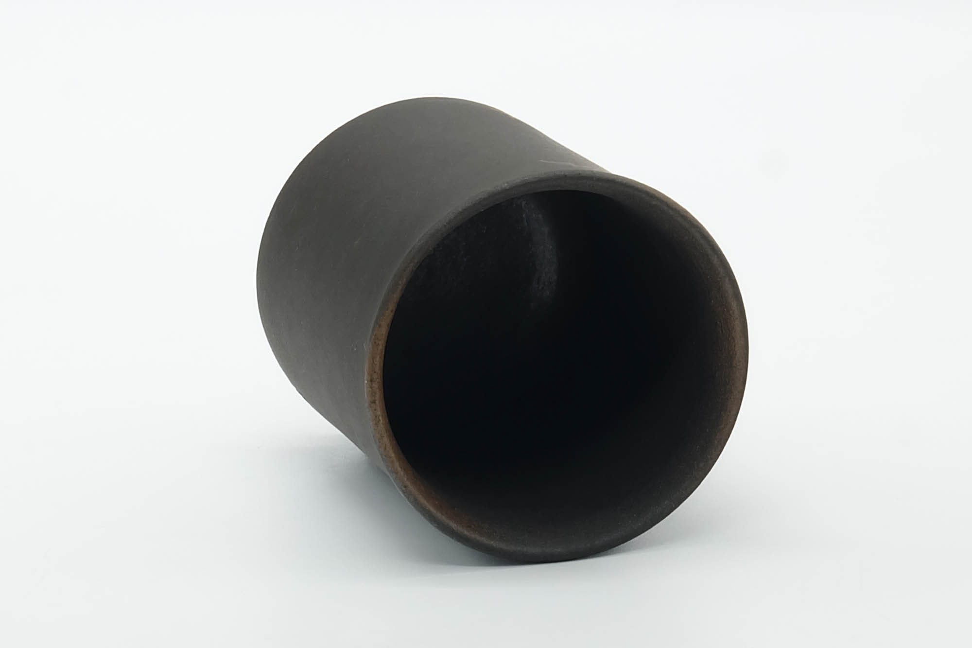Japanese Teacup - Black Gold Leaves Kutani-yaki Yunomi - 150ml