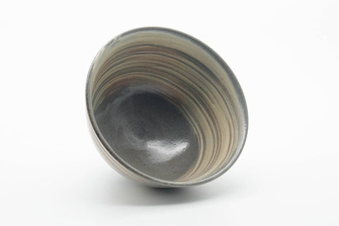 Tezumi — Japanese Matcha Bowl - Grey White Hakeme Glazed Chawan - 440ml — three-quarter view