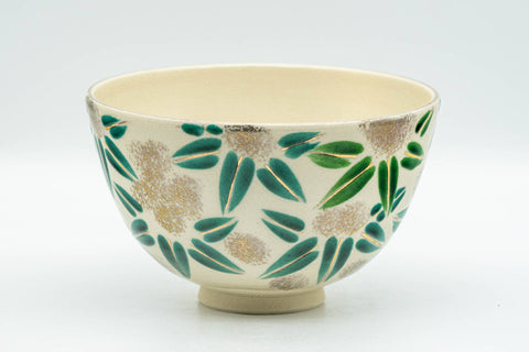 Tezumi — Japanese Matcha Bowl - Gold Green Floral Kyo-yaki Chawan - 300ml — front view