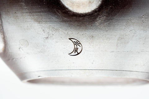 Underside of the Banko teapot showing the foot and impressed maker's mark