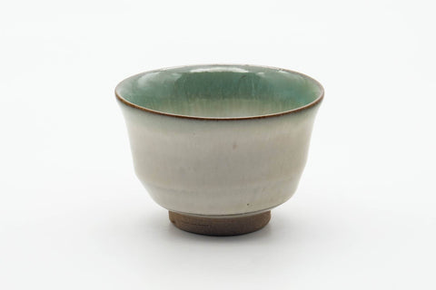Tezumi — Japanese Teacup - Green White Drip-Glazed Agano-yaki Yunomi - 150ml — front view from another angle
