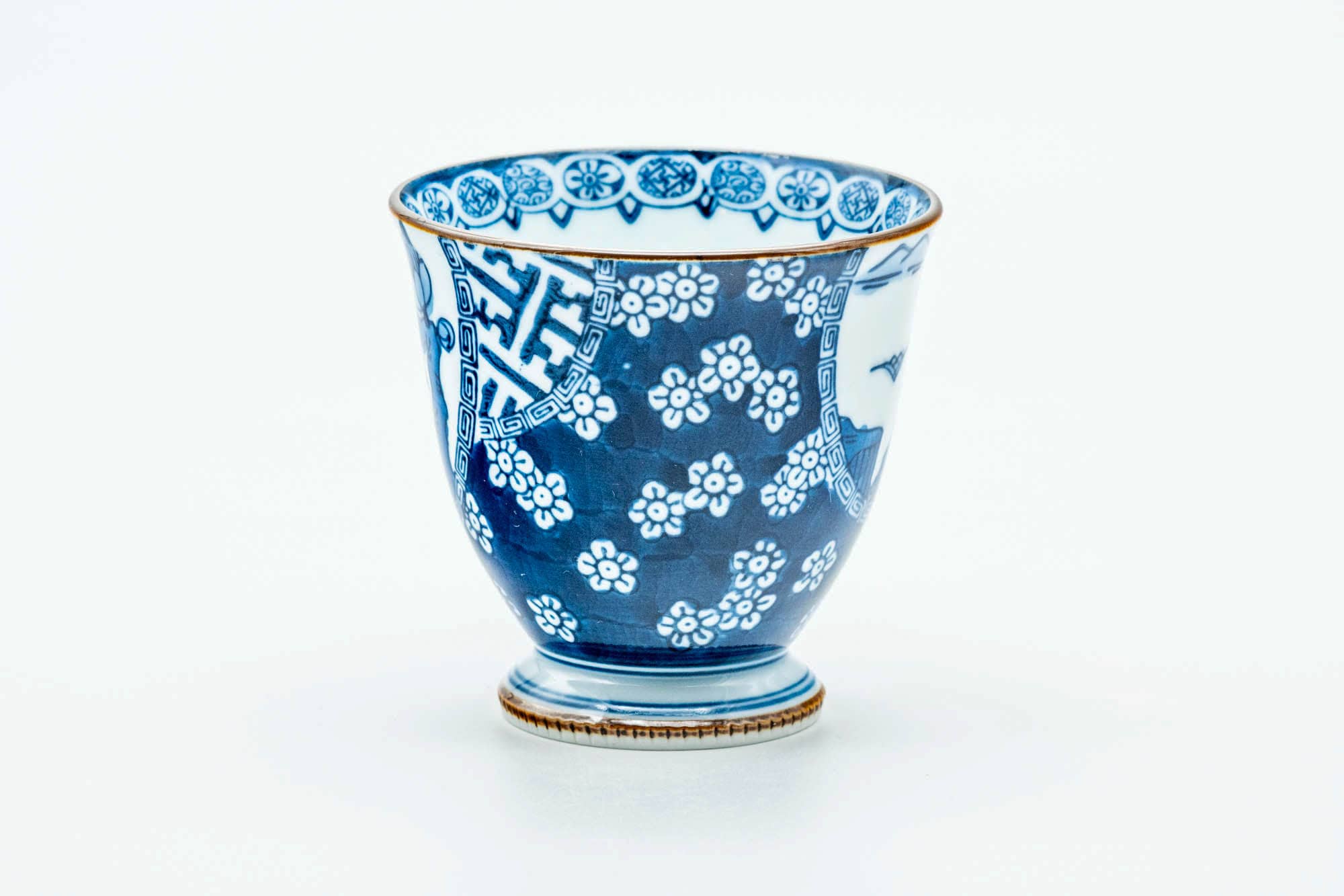 Japanese Teacup - Floral Geometric Mountainous Arita-yaki Yunomi - 120ml