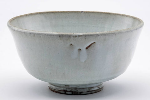 Japanese Matcha Bowl - Milky White Glazed Hantsutsu-gata Chawan - 300ml