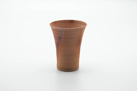Tezumi — Japanese Teacup - Tall Orange Hidasuki Bizen-yaki Yunomi - 240ml — front view from another angle