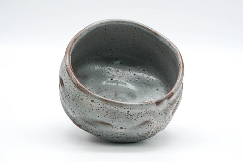 Tezumi — Japanese Matcha Bowl - Abstract Blue Shino Glazed Mino-yaki Chawan - 300ml — three-quarter view
