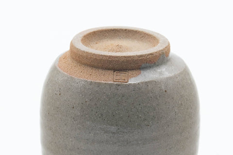 Tezumi — Japanese Teacups - Pair of Long Grass Grey Glazed Karatsu-yaki Meoto Yunomi - 250ml — closeup of the glaze