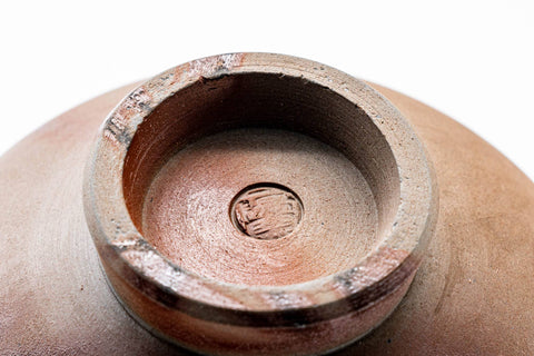 Tezumi — Japanese Matcha Bowl - Hidasuki Rice Straw Bizen-yaki Chawan - 150ml — inverted showing the foot ring