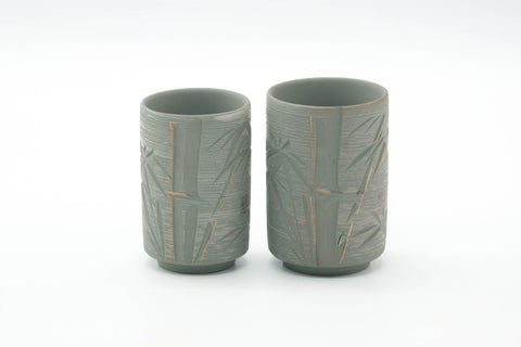 Tezumi — Japanese Teacups - Pair of Bamboo Engraved Tokoname Meoto Yunomi - 150ml — front view from another angle